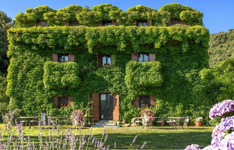 L'Agnata Di De Andre Boutique Hotel Темпио-Паузания Экстерьер фото
