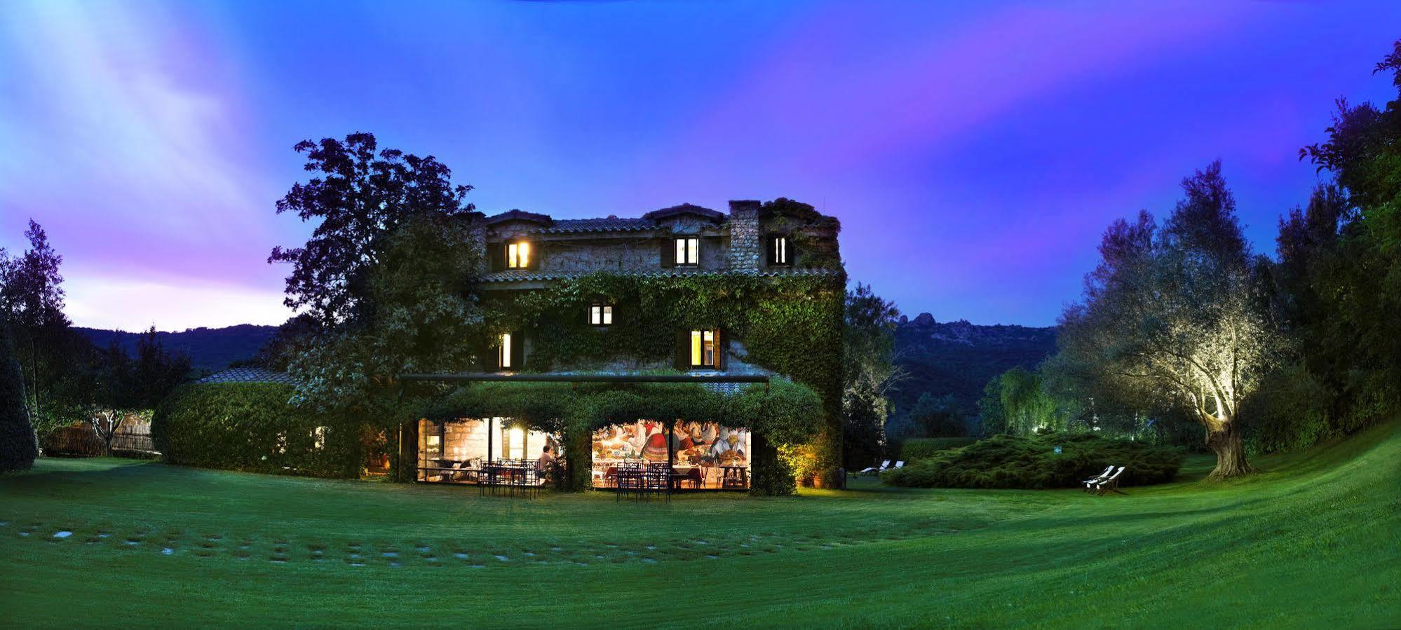 L'Agnata Di De Andre Boutique Hotel Темпио-Паузания Экстерьер фото